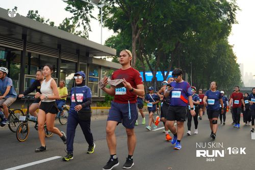 Race photo from Nu Skin Run 10K