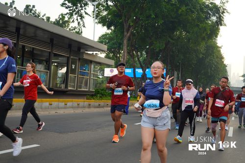 Race photo from Nu Skin Run 10K