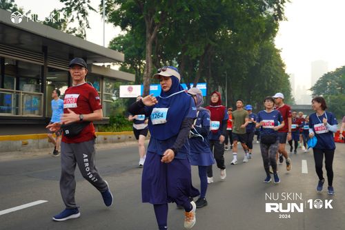 Race photo from Nu Skin Run 10K