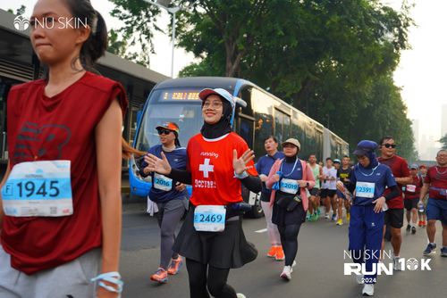 Race photo from Nu Skin Run 10K