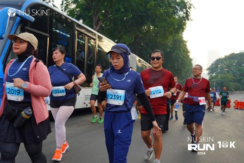 Race photo from Nu Skin Run 10K