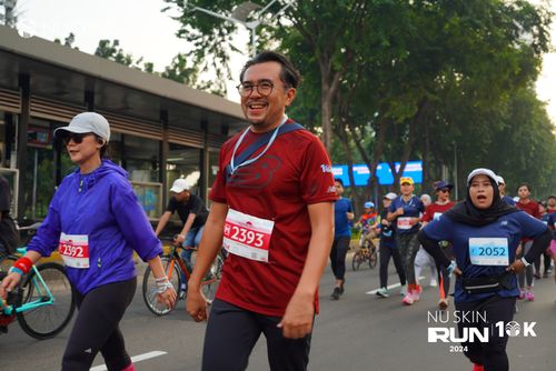 Race photo from Nu Skin Run 10K