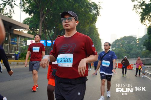 Race photo from Nu Skin Run 10K