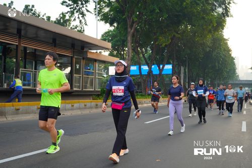 Race photo from Nu Skin Run 10K