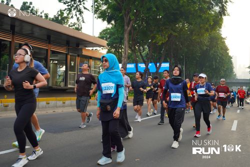 Race photo from Nu Skin Run 10K