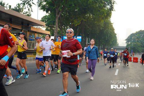 Race photo from Nu Skin Run 10K