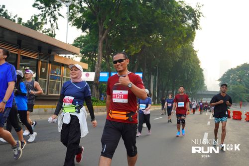Race photo from Nu Skin Run 10K