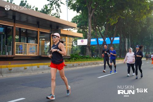 Race photo from Nu Skin Run 10K