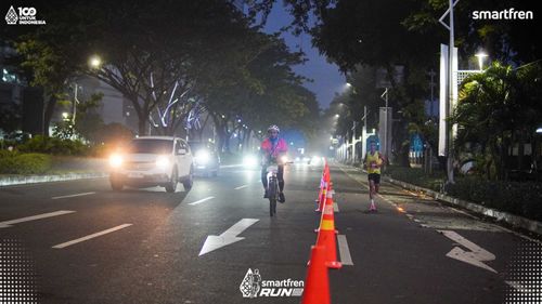 Race photo from Smartfren Run 2025 
