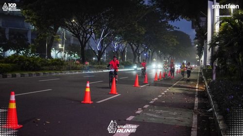 Race photo from Smartfren Run 2025 