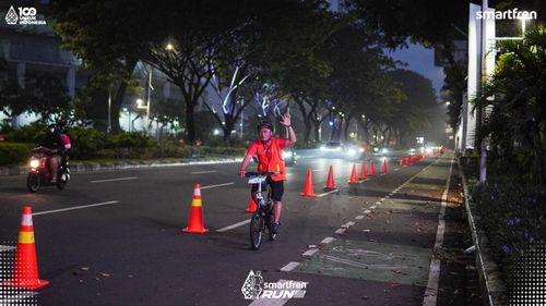 Race photo from Smartfren Run 2025 