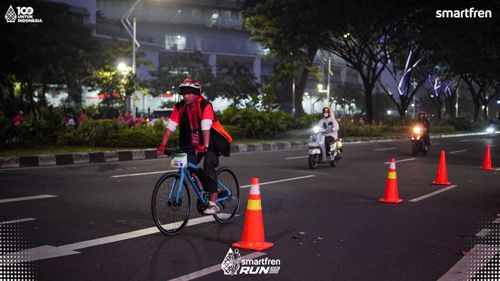 Race photo from Smartfren Run 2025 