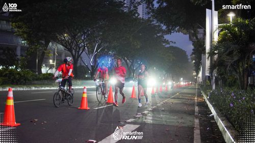 Race photo from Smartfren Run 2025 