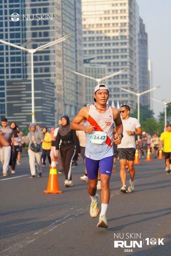 Race photo from Nu Skin Run 10K