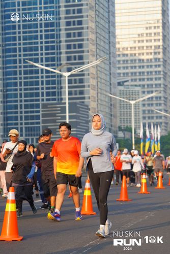 Race photo from Nu Skin Run 10K