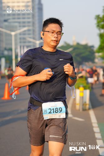Race photo from Nu Skin Run 10K