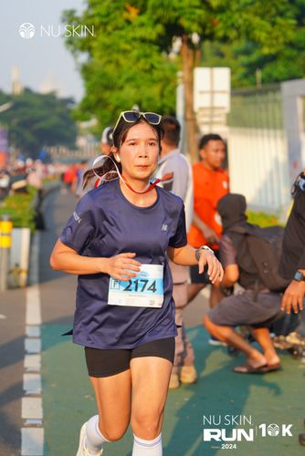 Race photo from Nu Skin Run 10K