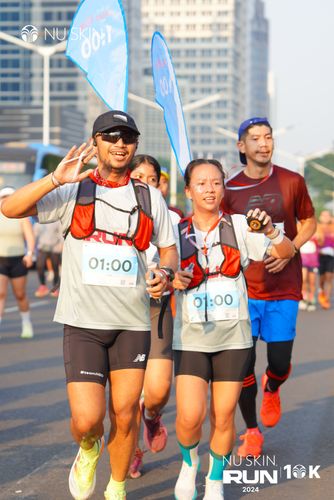 Race photo from Nu Skin Run 10K