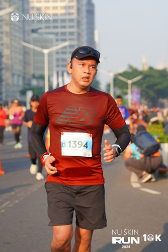 Race photo from Nu Skin Run 10K