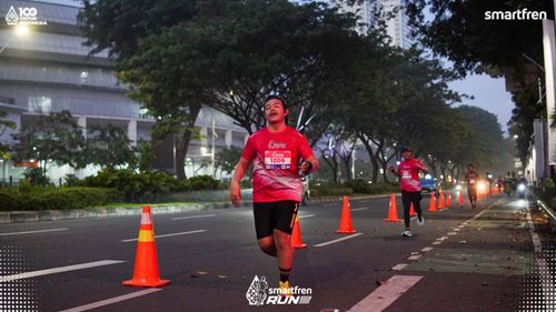 Race photo from Smartfren Run 2025 