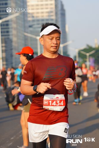 Race photo from Nu Skin Run 10K