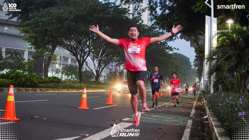 Race photo from Smartfren Run 2025 