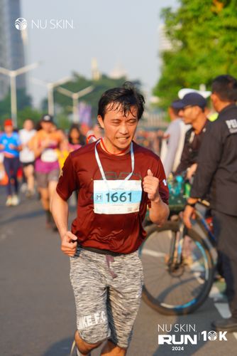 Race photo from Nu Skin Run 10K