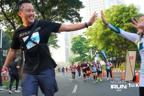 Race photo from Nu Skin Run 10K