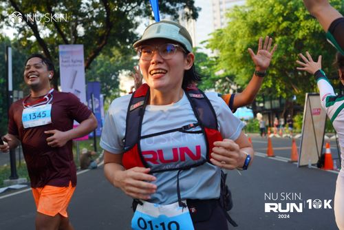 Race photo from Nu Skin Run 10K