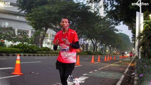 Race photo from Smartfren Run 2025 