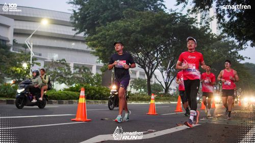 Race photo from Smartfren Run 2025 