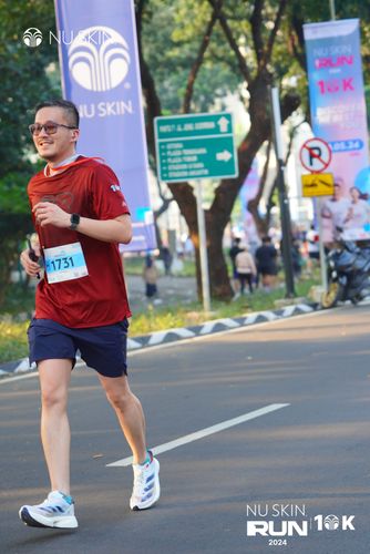 Race photo from Nu Skin Run 10K