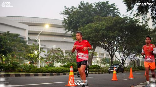 Race photo from Smartfren Run 2025 