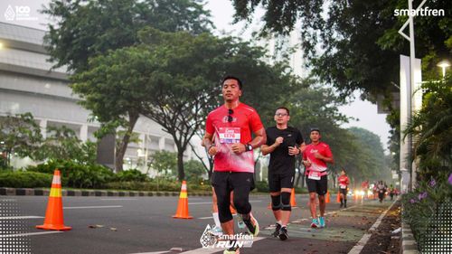 Race photo from Smartfren Run 2025 