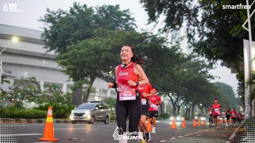 Race photo from Smartfren Run 2025 