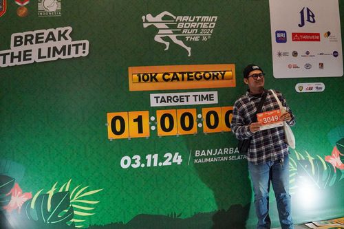 Race photo from Arutmin Borneo Run 2024
