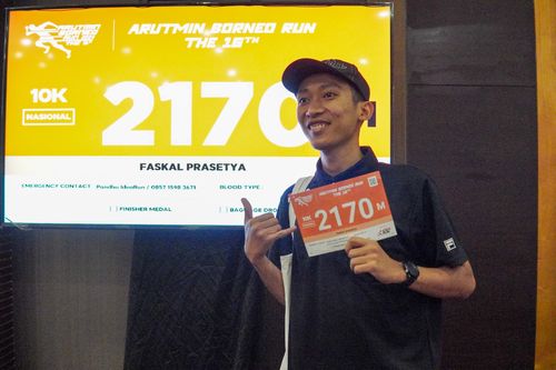 Race photo from Arutmin Borneo Run 2024