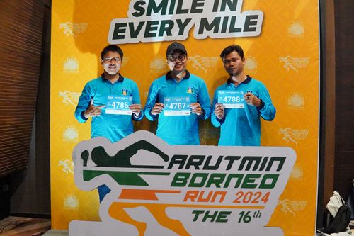 Race photo from Arutmin Borneo Run 2024