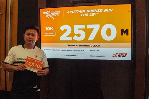 Race photo from Arutmin Borneo Run 2024