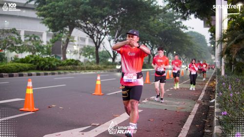 Race photo from Smartfren Run 2025 