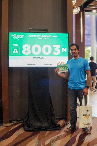 Race photo from Arutmin Borneo Run 2024