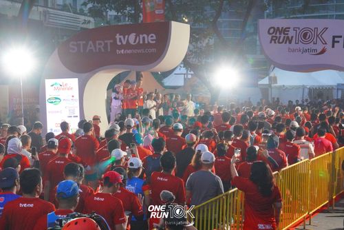 Race photo from ONE RUN 10 K