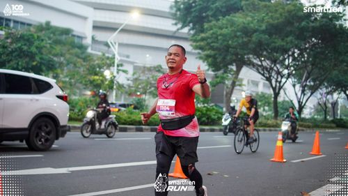 Race photo from Smartfren Run 2025 