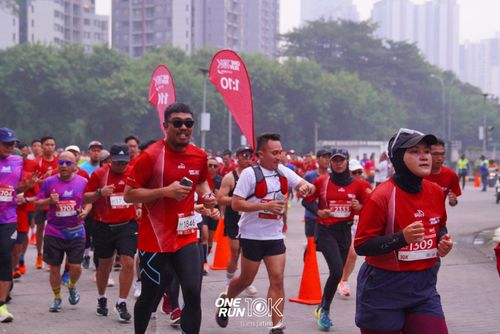 Race photo from ONE RUN 10 K