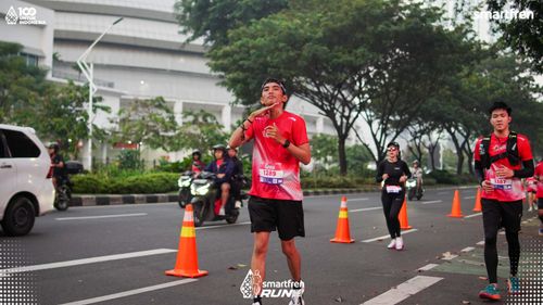 Race photo from Smartfren Run 2025 