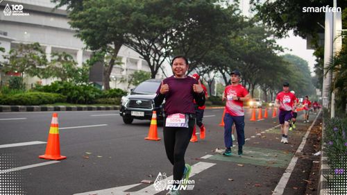 Race photo from Smartfren Run 2025 