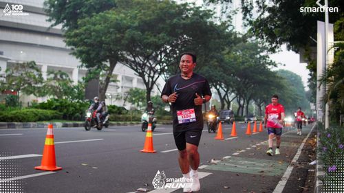Race photo from Smartfren Run 2025 