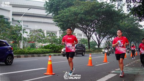 Race photo from Smartfren Run 2025 