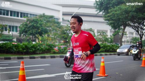 Race photo from Smartfren Run 2025 
