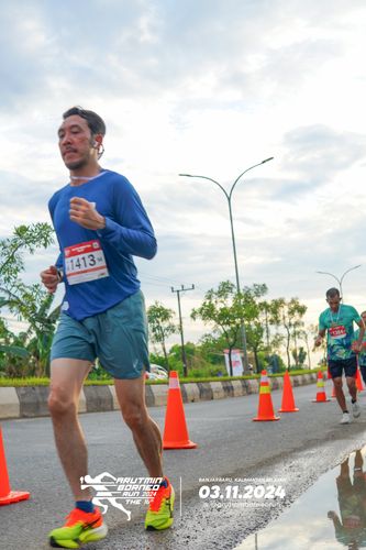 Race photo from Arutmin Borneo Run 2024